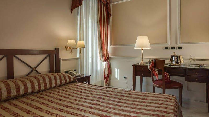 Deluxe-3--Palazzo-Cesi-Vaticano-Roma